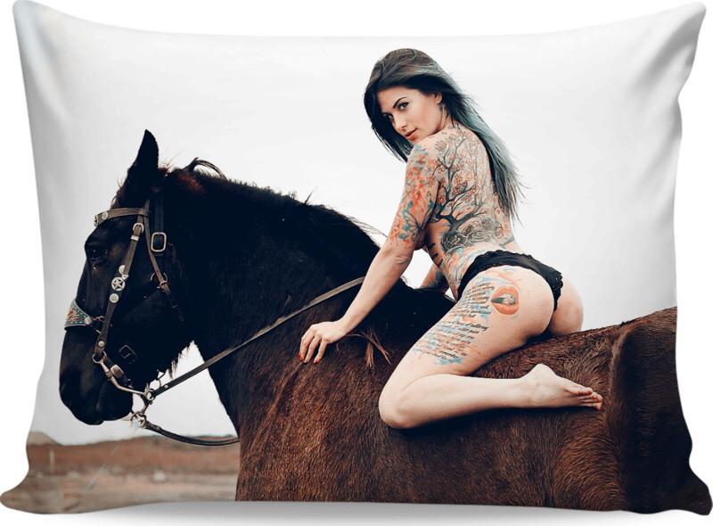 Bareback Nikki Nichole
